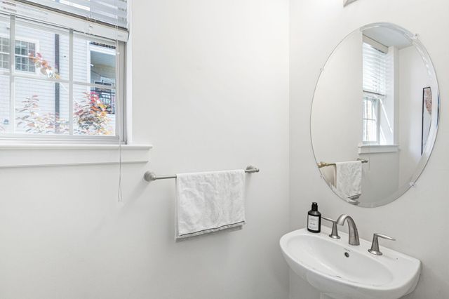 101 BRINLEY CT, Philadelphia, PA 19146