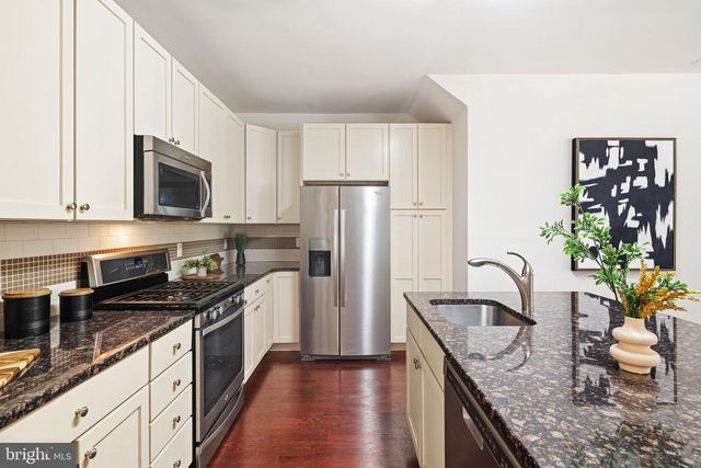 101 BRINLEY CT, Philadelphia, PA 19146
