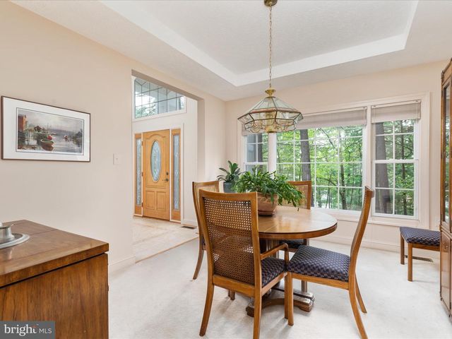 228 SUNSET CIR, Cross Junction, VA 22625