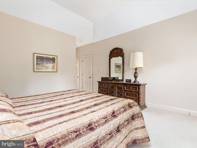 228 SUNSET CIR, Cross Junction, VA 22625