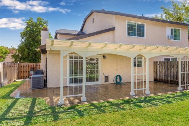 28339 Simsalido ave, Canyon Country, CA 91387