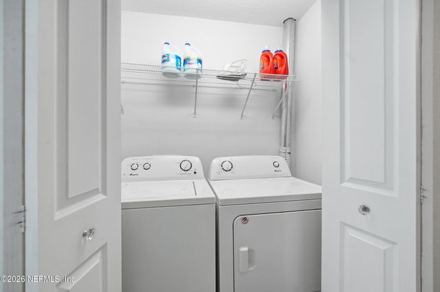 14750 BEACH Boulevard 20, Jacksonville, FL 32250