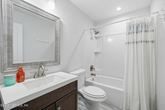 14750 BEACH Boulevard 20, Jacksonville, FL 32250