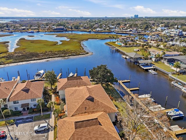 14750 BEACH Boulevard 20, Jacksonville, FL 32250