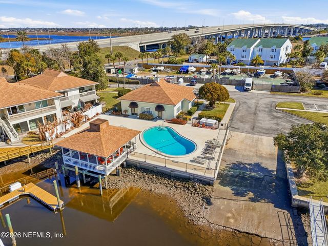 14750 BEACH Boulevard 20, Jacksonville, FL 32250