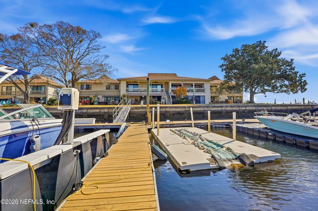 14750 BEACH Boulevard 20, Jacksonville, FL 32250