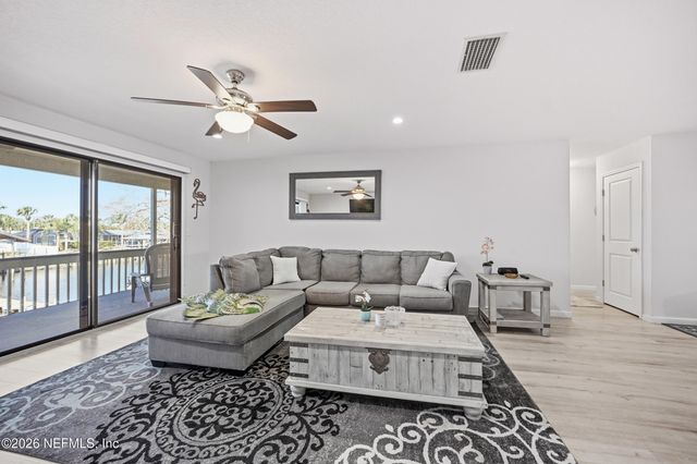 14750 BEACH Boulevard 20, Jacksonville, FL 32250