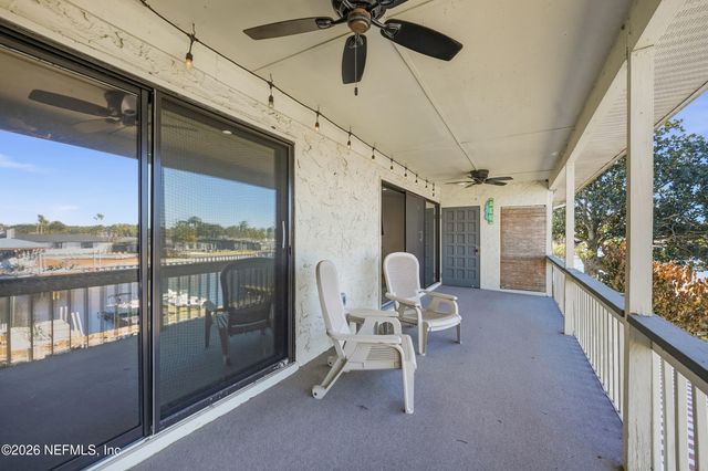 14750 BEACH Boulevard 20, Jacksonville, FL 32250