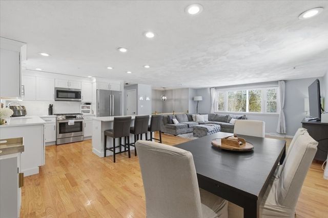 9 Williams Road, Sharon, MA 02067