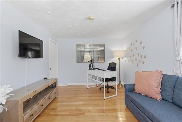 9 Williams Road, Sharon, MA 02067