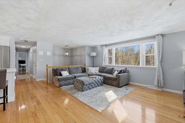 9 Williams Road, Sharon, MA 02067