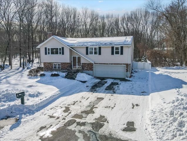 9 Williams Road, Sharon, MA 02067