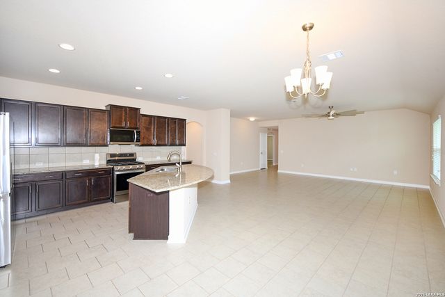 922 Hagen Way, San Antonio, TX 78221