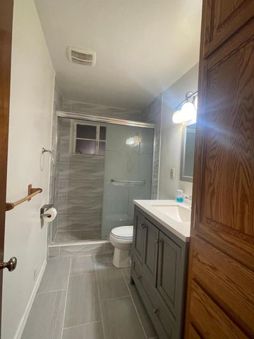 1025 Kentucky Street SE, Albuquerque, NM 87108