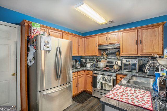 30 Crestfield Circle, Covington, GA 30016