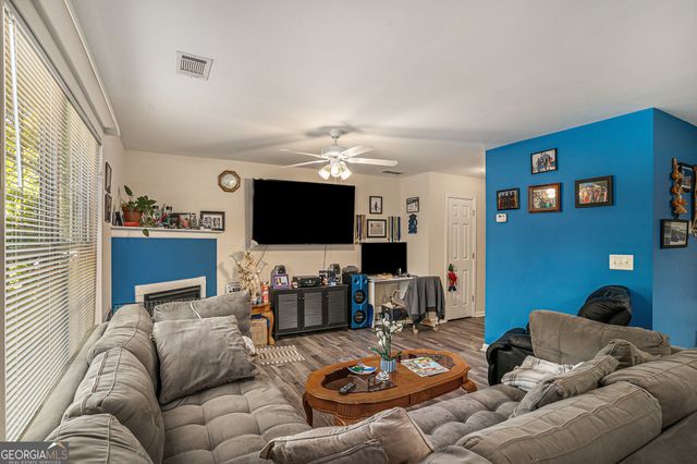 30 Crestfield Circle, Covington, GA 30016