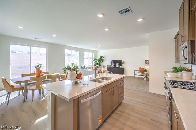 6224 SEASTRAND Street, North Las Vegas, NV 89031