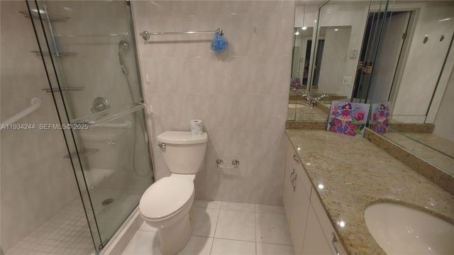 301 174th St 1405, Sunny Isles Beach, FL 33160