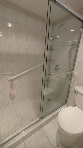 301 174th St 1405, Sunny Isles Beach, FL 33160