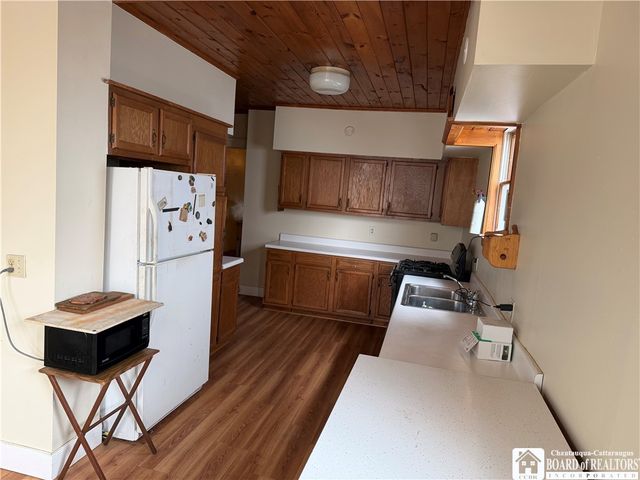 425 Washington Avenue, Dunkirk, NY 14048