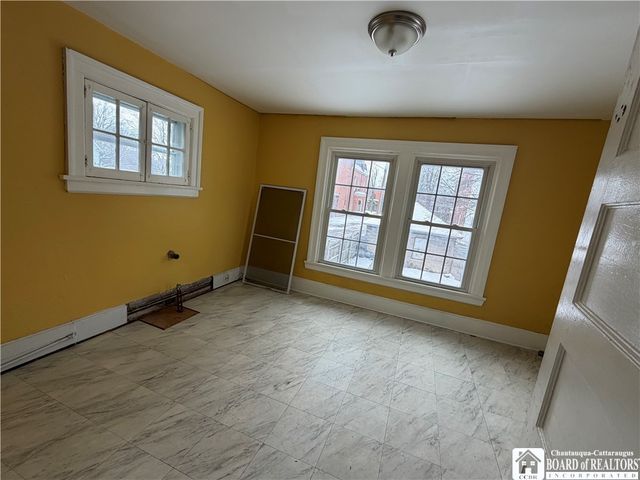 425 Washington Avenue, Dunkirk, NY 14048