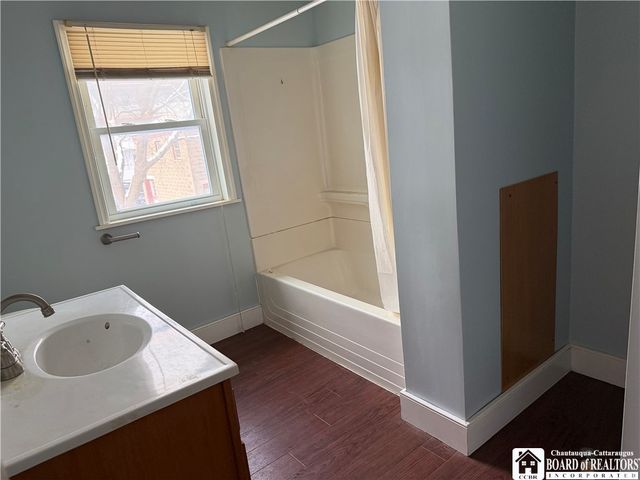 425 Washington Avenue, Dunkirk, NY 14048