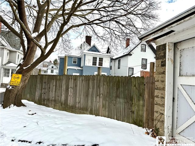 425 Washington Avenue, Dunkirk, NY 14048