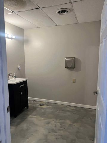 12705 Plymouth Road, Detroit, MI 48227