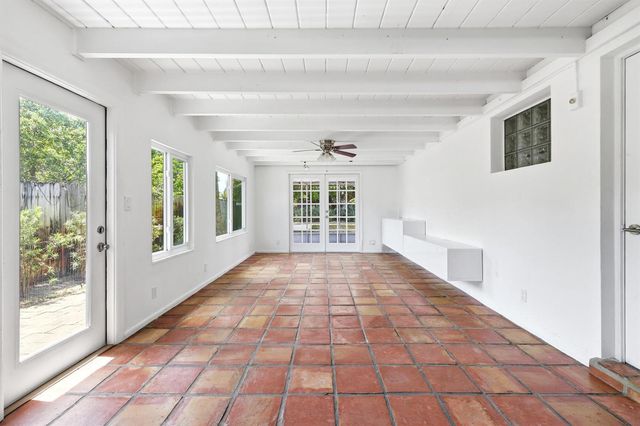 1225 15th Avenue N, Lake Worth Beach, FL 33460