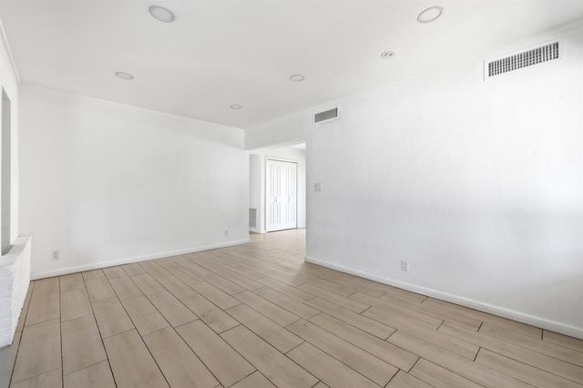 1225 15th Avenue N, Lake Worth Beach, FL 33460