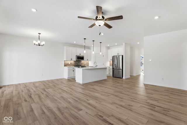 331 Fox Trail Drive, Pittsboro, IN 46167