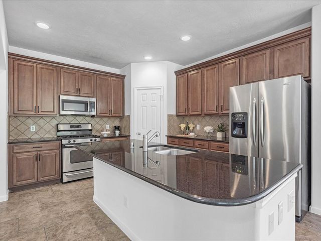 25553 Oakhurst Forest Drive, Porter, TX 77365