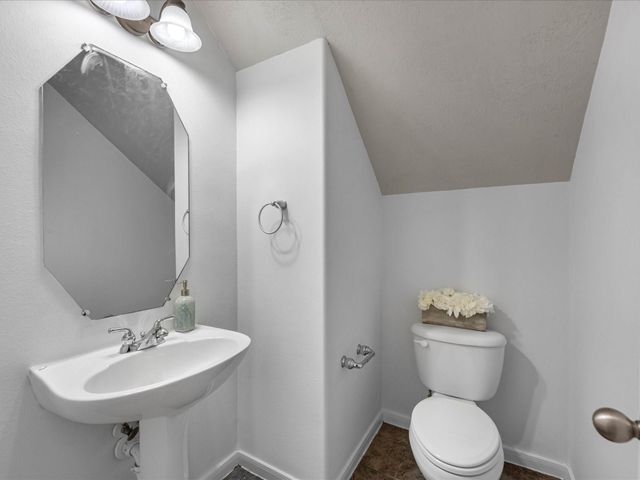 25553 Oakhurst Forest Drive, Porter, TX 77365