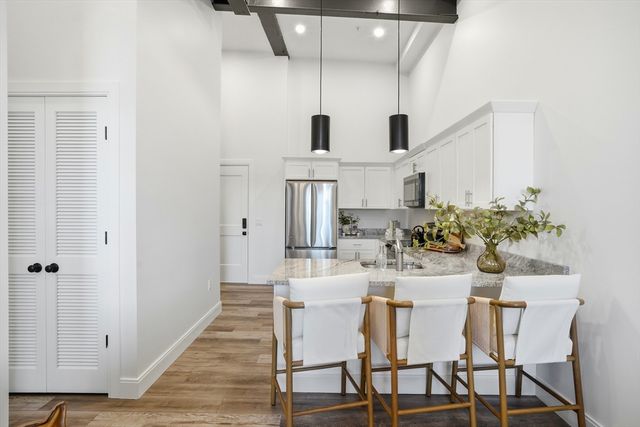 10 Water Street 8, Plymouth, MA 02360