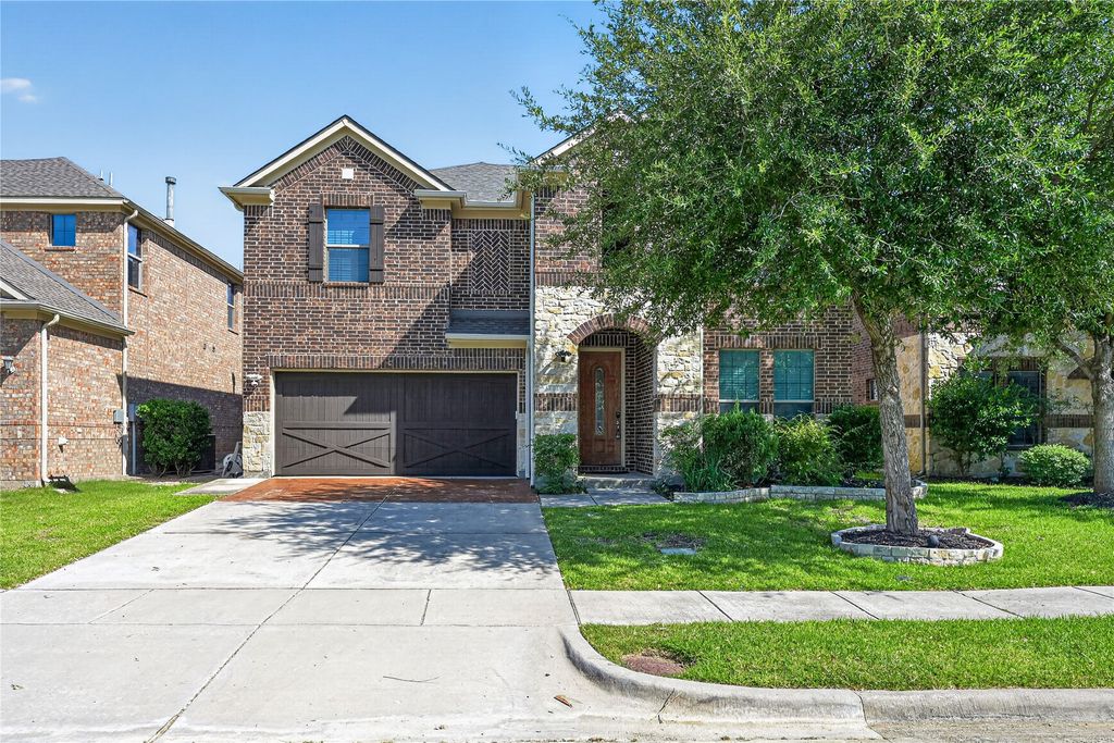 1049 Chickasaw Drive, Carrollton, TX 75010