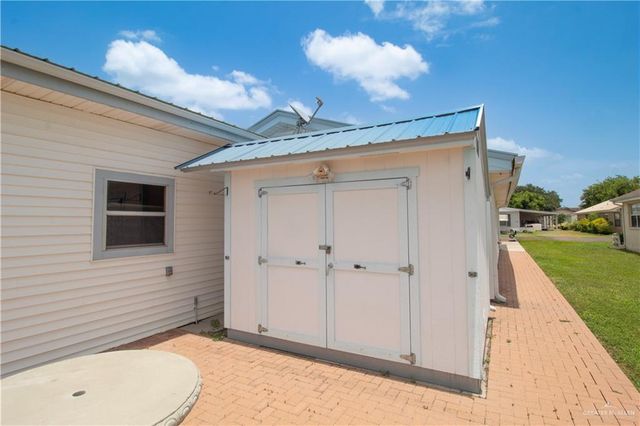 1035 La Costa Drive, Alamo, TX 78516