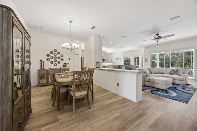 789 El Vergel Ln, St Augustine, FL 32080