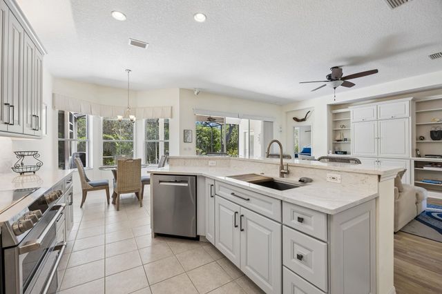 789 El Vergel Ln, St Augustine, FL 32080