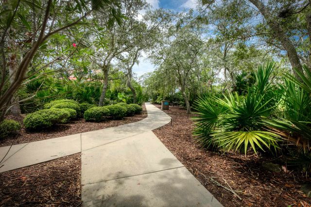 789 El Vergel Ln, St Augustine, FL 32080