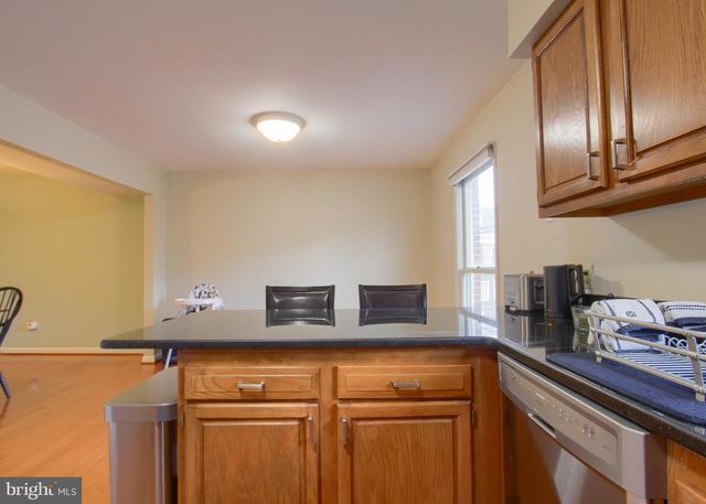 606 SHOWERS ST, Harrisburg, PA 17104