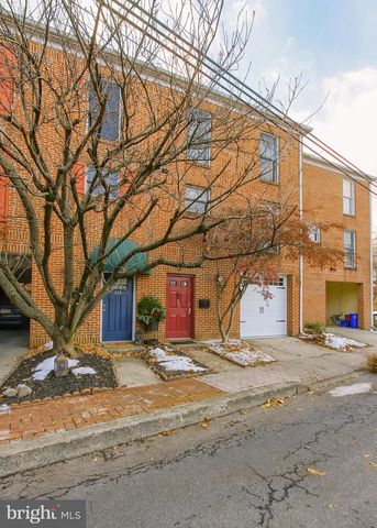 606 SHOWERS ST, Harrisburg, PA 17104