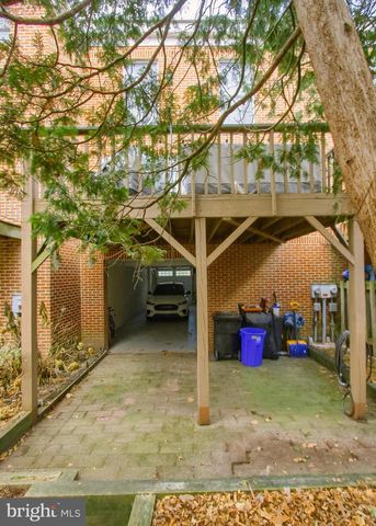 606 SHOWERS ST, Harrisburg, PA 17104