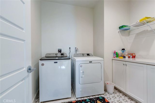 4240 S Crisanta Privado, Ontario, CA 91761