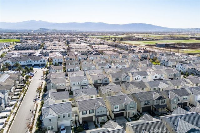 4240 S Crisanta Privado, Ontario, CA 91761