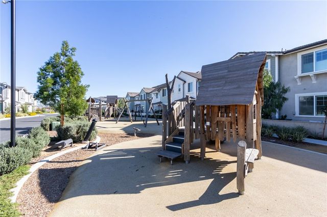 4240 S Crisanta Privado, Ontario, CA 91761