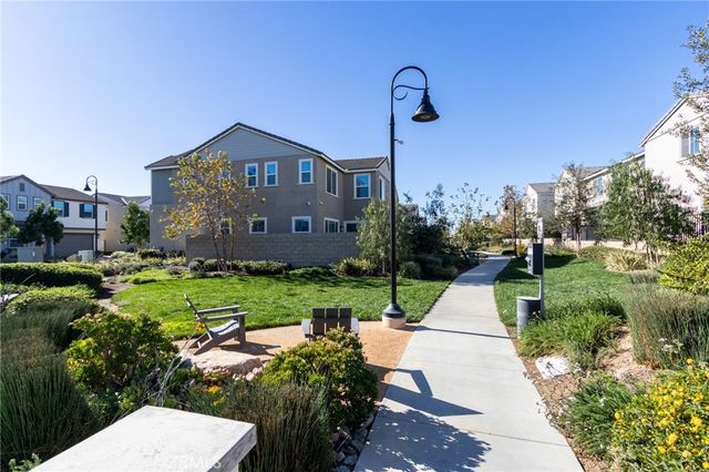 4240 S Crisanta Privado, Ontario, CA 91761