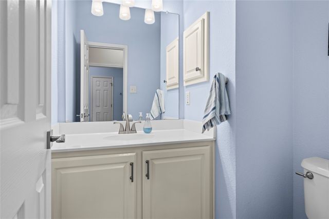 2400 Crest Park Drive, Arlington, TX 76006