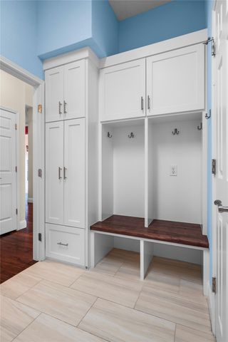 2400 Crest Park Drive, Arlington, TX 76006