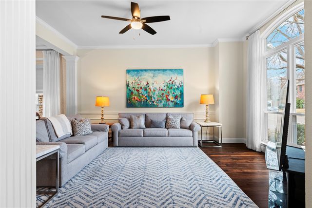 2400 Crest Park Drive, Arlington, TX 76006