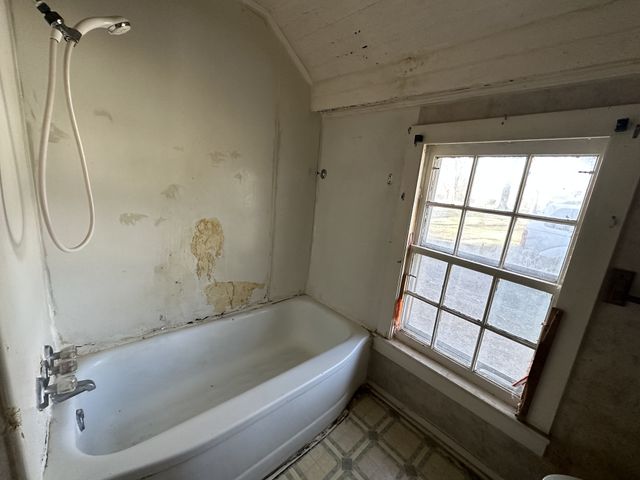 18 Brown Teal Rd, Petersburg, TN 37144